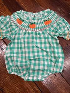 Short sleeve green gingham pumpkin bubble