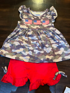 Camo flag shorts set in