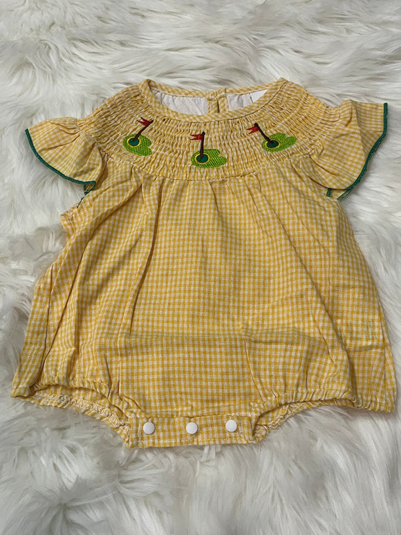 Yellow smocked golf bubble