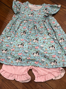 5t cow printed gingham short set