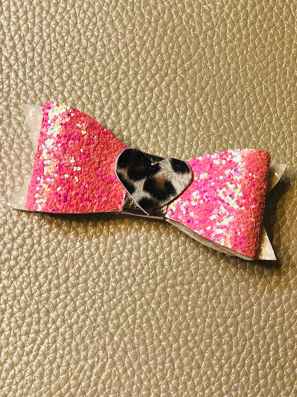 3.5 inch faux leather pink with leopard bow on clip
