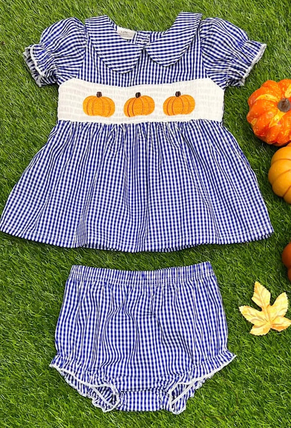 Smocked pumpkin bloomer set